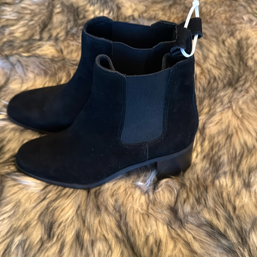 Steve Madden black suede ankle boots